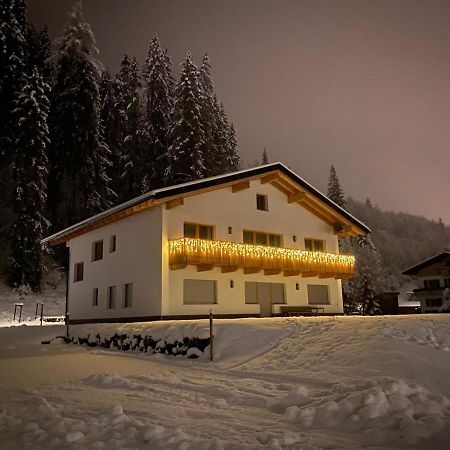 Appartement Bergfuier Holzgau Eksteriør billede