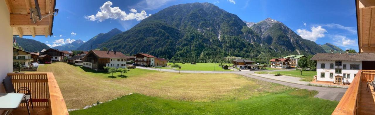 Appartement Bergfuier Holzgau Eksteriør billede
